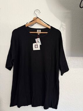 Anne Klein Black Short Sleeve Crewneck Tee